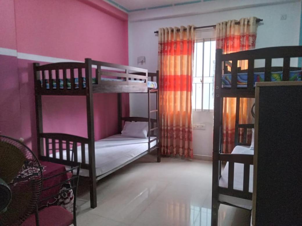 Le Petit Hotel & Restaurant Negombo Bagian luar foto